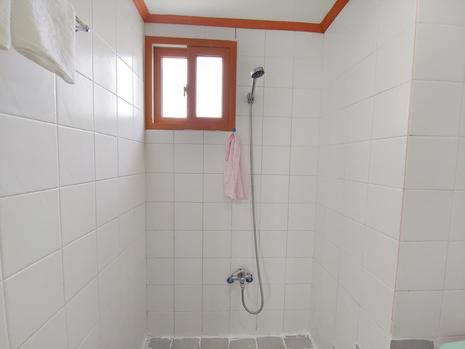 סאוגוויפו Seongsan Sunrise Pension מראה חיצוני תמונה