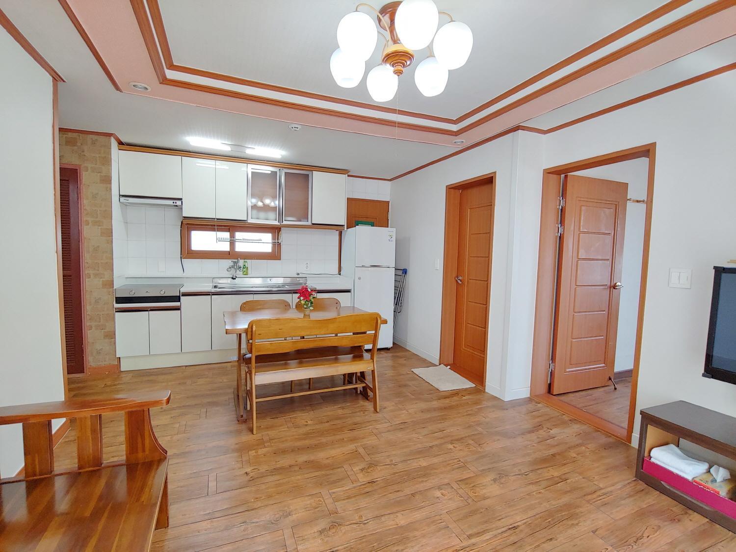 סאוגוויפו Seongsan Sunrise Pension מראה חיצוני תמונה