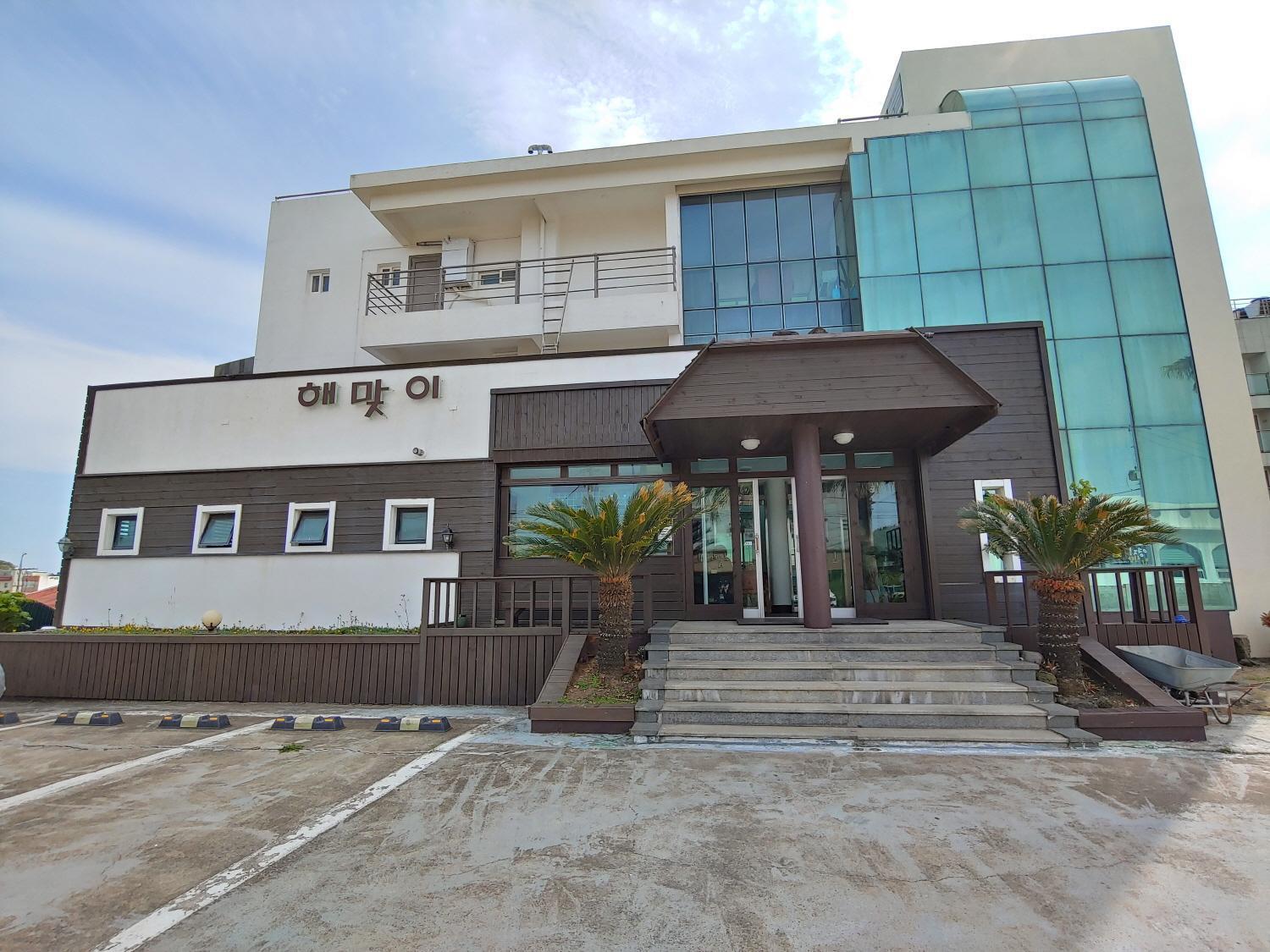 סאוגוויפו Seongsan Sunrise Pension מראה חיצוני תמונה